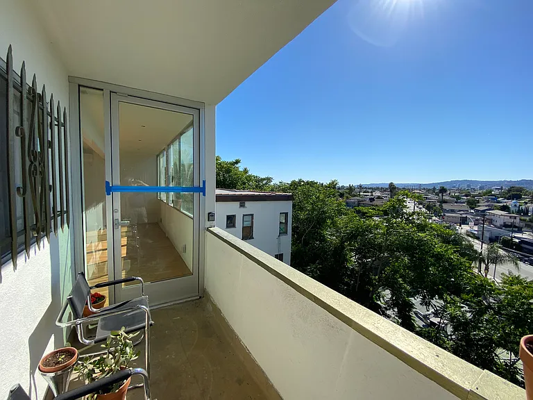 987 Manzanita St #2 — Photo 13