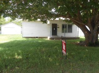 615 Prairie St, Everman, TX 76140