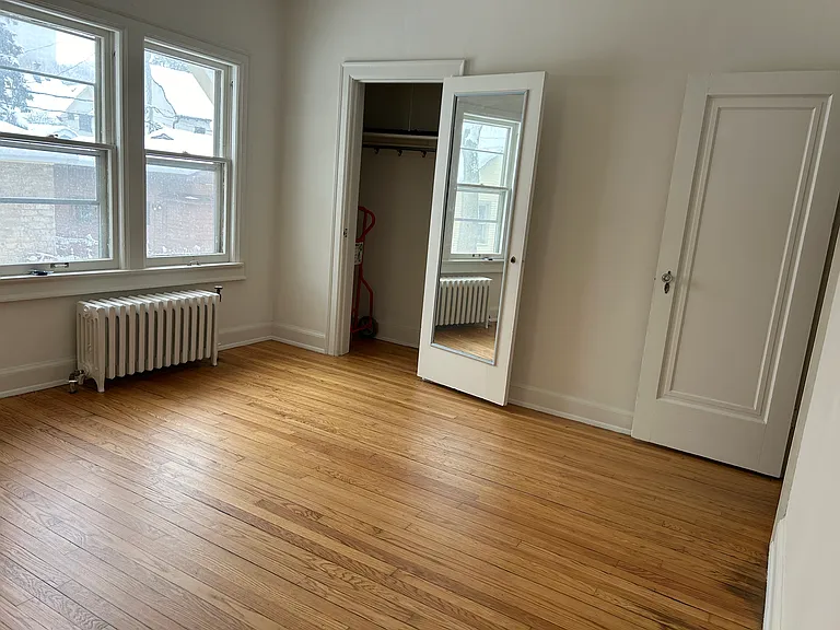 2415 E Stratford Ct — Photo 8
