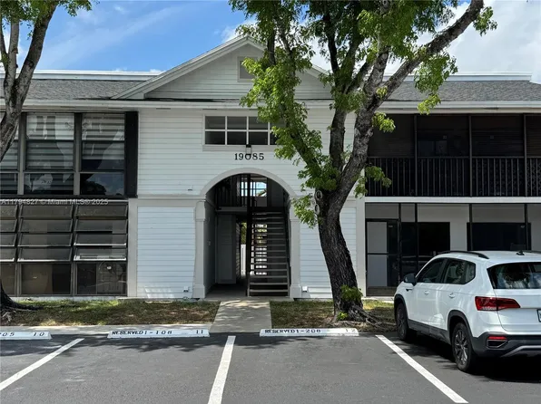 19085 NW 62nd Ave APT 106, Hialeah, FL 33015