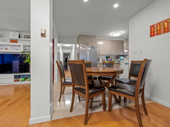 669 West Fingerboard Road image 12 of 39