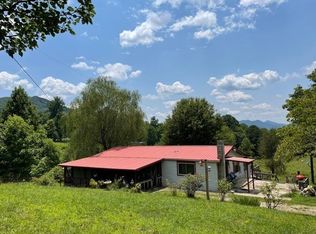 921 Ponderosa Rd, Rabun Gap, GA 30568