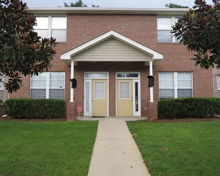 3400 Old Bainbridge Rd — Photo 2