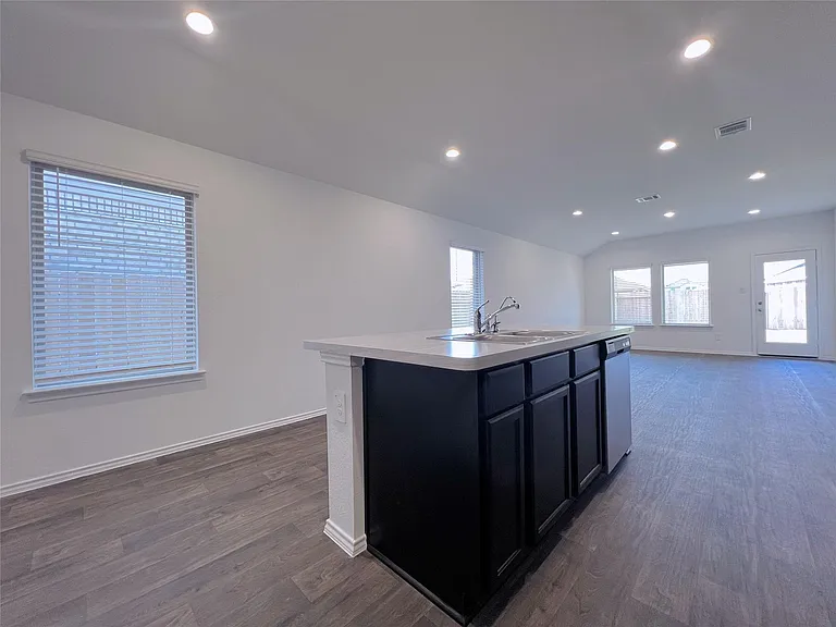 21227 Alder Oaks Dr — Photo 4