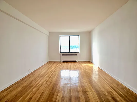 Rented by Compass | media 19