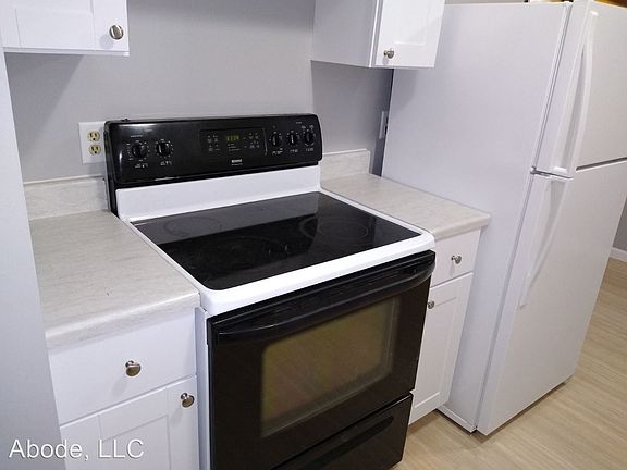 3rd image of 1527 S 20th St #14