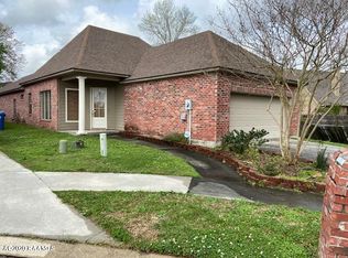 147 Oakbend Dr, Lafayette, LA 70506