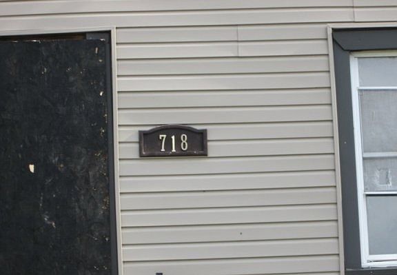 3rd image of 718 S 23rd Ave