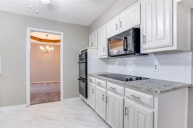 2203 Glen Forest Ln — Photo 17