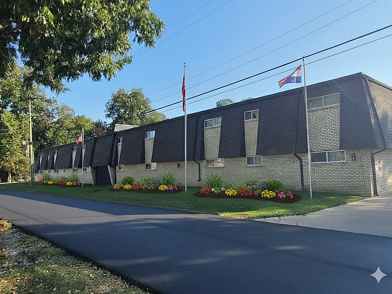 Victor South Apartments — Photo 4