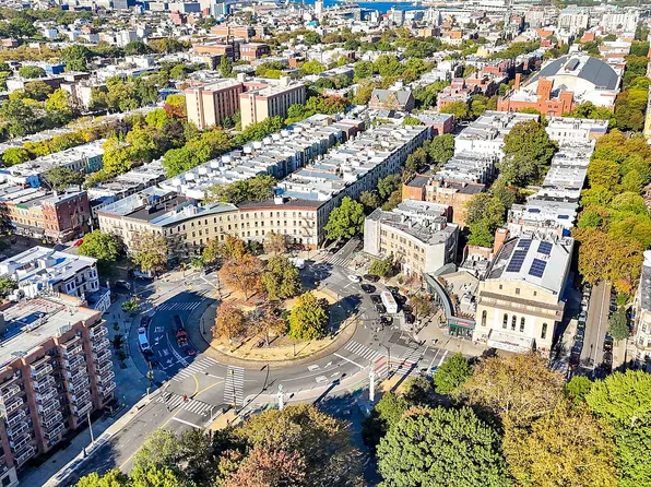 466 15th St APT 3, Brooklyn, NY 11215