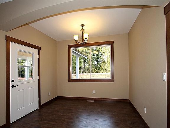 5th image of 25913 137th Street Ct E