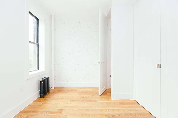 Rented by Nooklyn NYC LLC | media 23