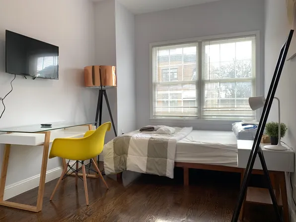 266 Hutton Street image 1 of 11