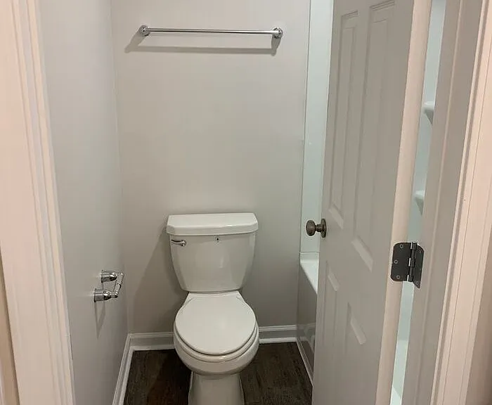 16357 Waterbury Ln — Photo 20