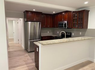 1200 Manhattan Beach Blvd APT J, Manhattan Beach, CA 90266