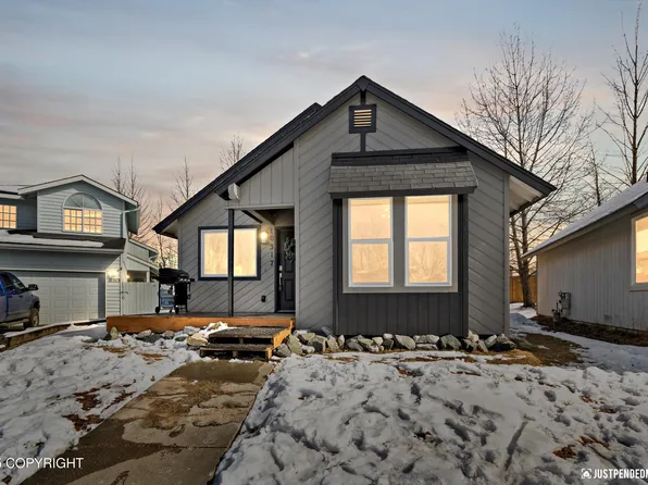 10317 Thuja Cir, Anchorage, AK 99507