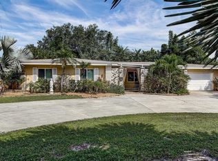 1132 Snell Isle Blvd NE, Saint Petersburg, FL 33704