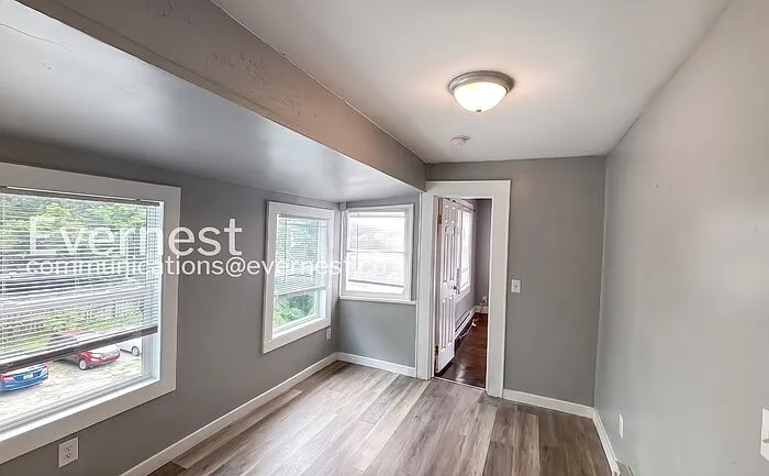 32 Woodlawn Dr #7 — Photo 12