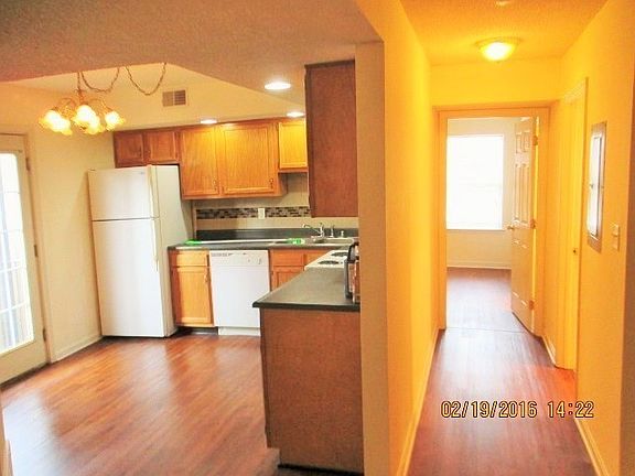 4th image of 6418 Venango Dr APT 3