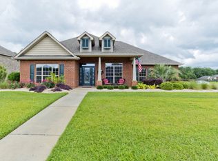 626 Weeping Willow St, Fairhope, AL 36532