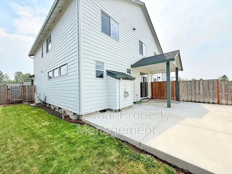 1530 NW 29th Pl — Photo 31