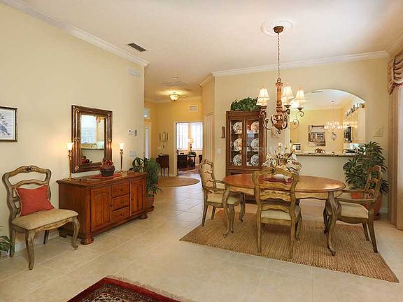 5th image of 1639 Lancashire Dr #1639