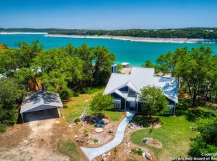 535 Prospect Hill Rd, Lakehills, TX 78063