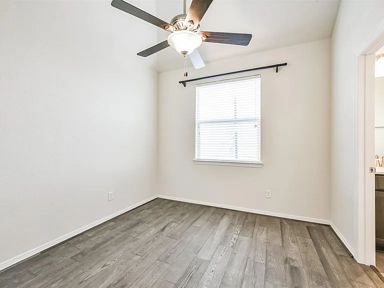 1504 Peyton Oaks Pl — Photo 36