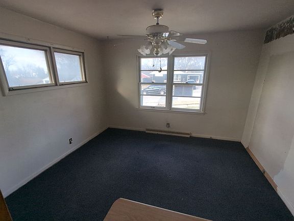 5th image of 1726 Salinger Ave