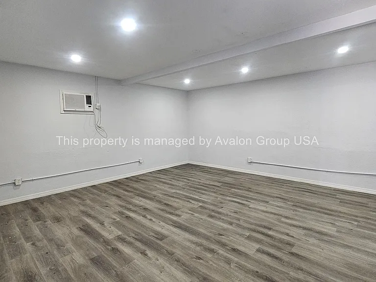 5708 Merrill Rd #8 — Photo 2