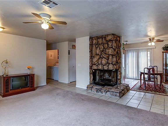 5th image of 624 NW 113th St