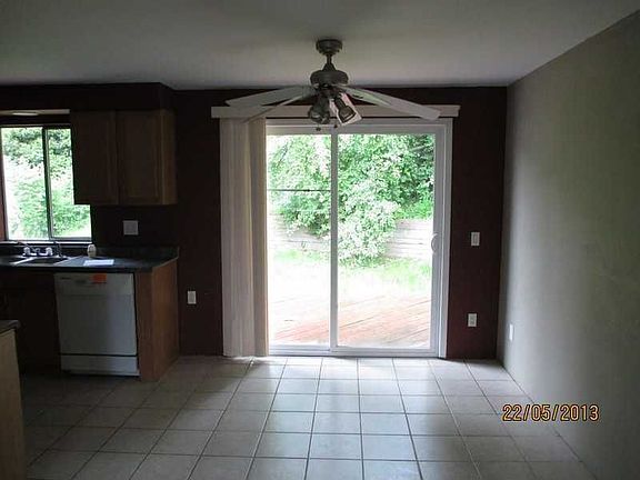 4th image of 9309 62nd Pl SE