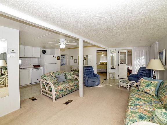 4th image of 6923 W Bayou Ln
