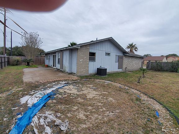 4th image of 104 Spoonbill Ave