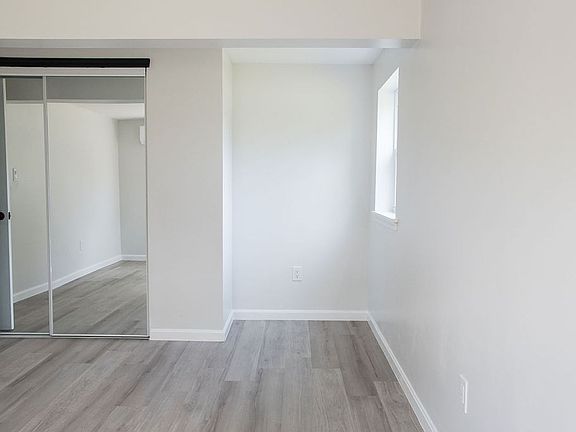 3rd image of 124 1st Ave W Unit B