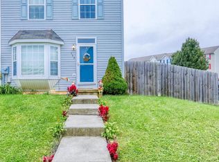 133 Apple Grove Ln, Littlestown, PA 17340