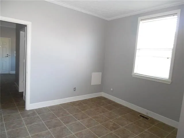 1421 Numa St — Photo 6