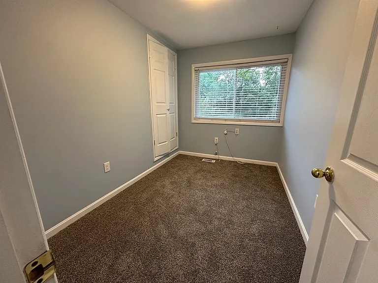 7650 Woodbine Dr — Photo 33