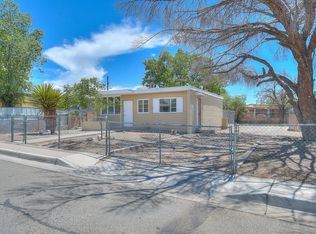 1616 Gerald Ave SE, Albuquerque, NM 87106