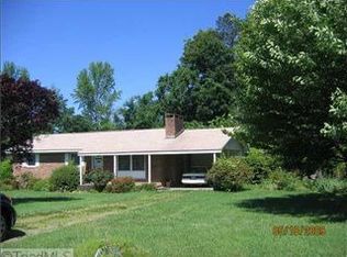 6016 Monnett Rd, Julian, NC 27283