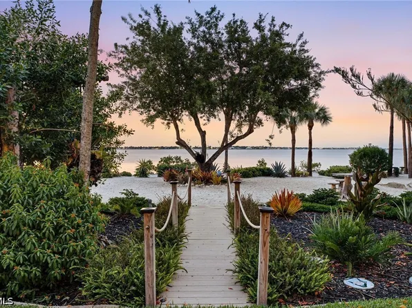 11440 Longwater Chase Ct, Fort Myers, FL 33908