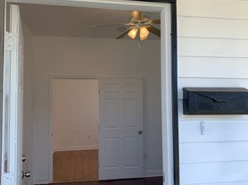 8809-11 Colapissa St., 8811 Colapissa St.