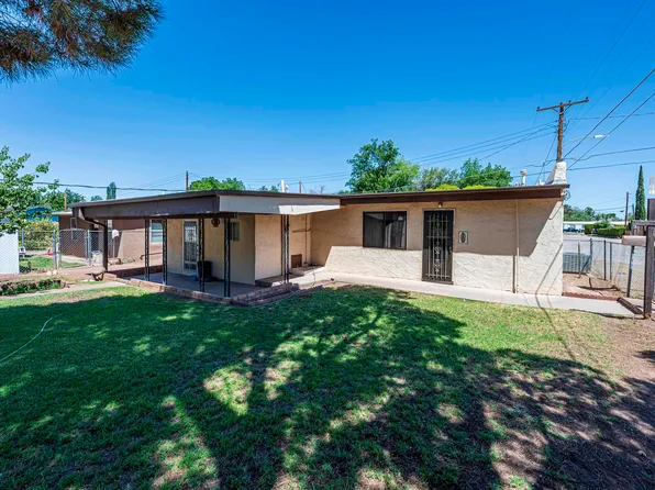 611 1st St, Tularosa, NM 88352