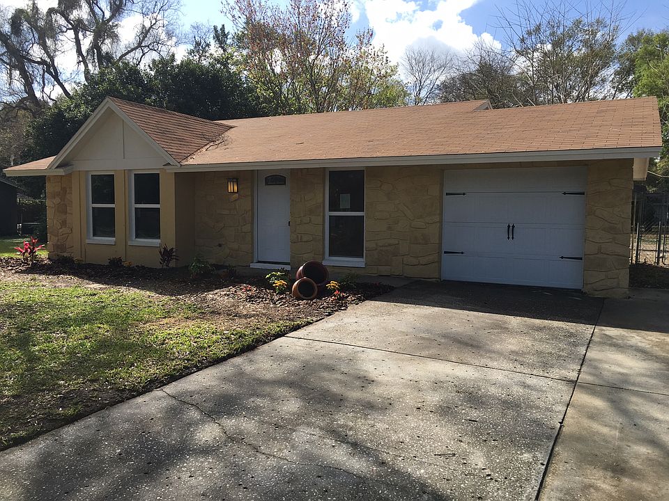 1st image of 208 Nita Dr