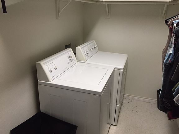 4th image of 7519 Kaywood Dr