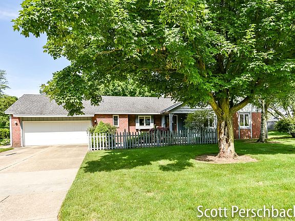 4th image of 3585 Apple Hill Dr SE