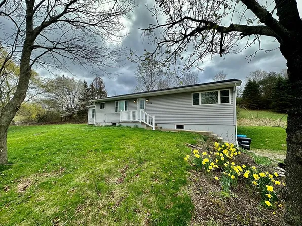 10282 Tannery Creek Rd, Corning, NY 14830