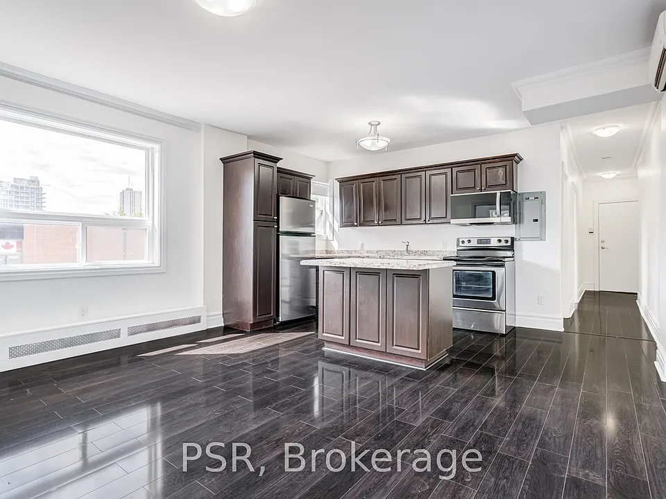 2 Craighurst Ave #4