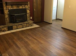 109 SW 5th St, Moore, OK 73160